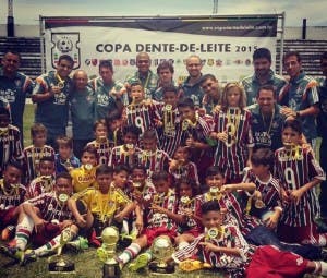 Time sub-11 teve goleiro menos vazado, craque da competição e sete jogadores na seleção do campeonato (Foto: Divulgação)