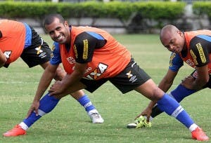 Julio Cesar está livre de problema nas costas (Foto: Site oficial do Vasco)