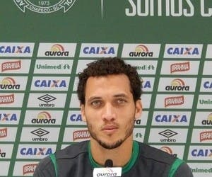 Neto também não possui mais vínculo com o Santos