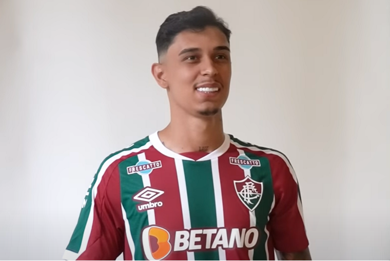 V Deo Confira A Primeira Entrevista De Vitor Mendes Como Jogador Do