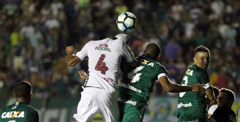 Abel cita erro coletivo do Fluminense na expulsão de Cavalieri