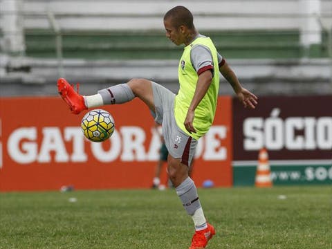 Gol traz mais confiança a Marcos Junior