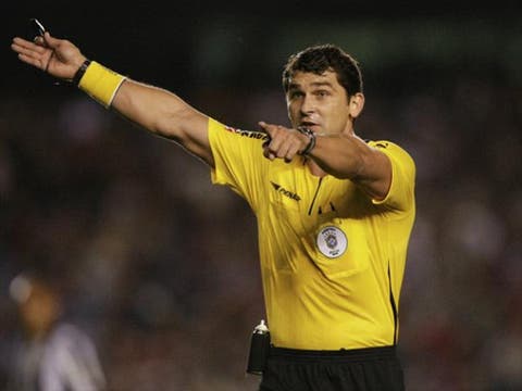 Fluminense x Santos terá trio de arbitragem do Mato Grosso