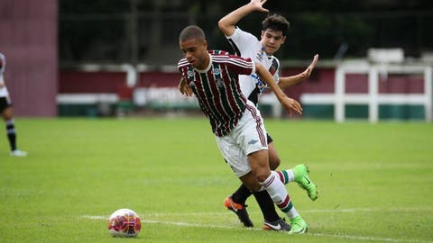 Promessa do sub-20 tricolor tem pai como aliado para evoluir