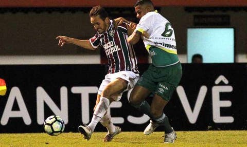 Por circunstâncias do jogo, Lucas desaprova empate com a Chapecoense