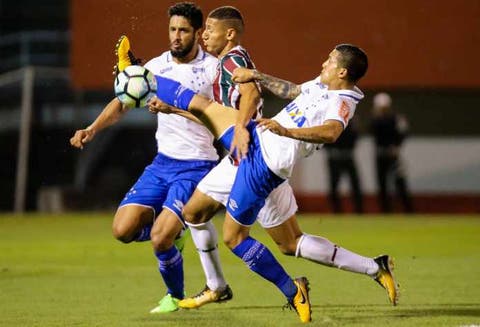 Abel teme saída de Richarlison antes do jogo de domingo