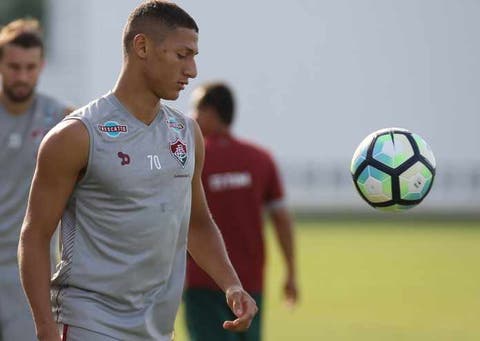 Flu só receberá por Richarlison no futuro se Watford vendê-lo por valor maior do que comprou