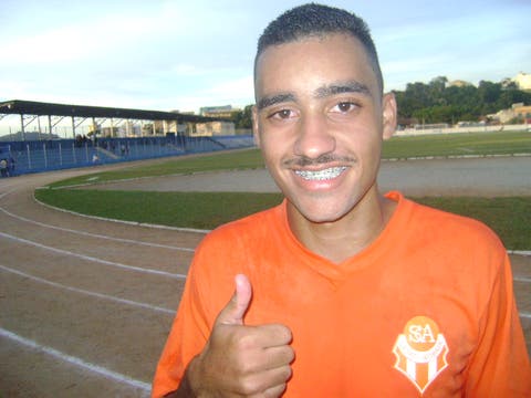 Além de Robinho e Richard, Fluminense trouxe outros cinco jogadores do Atibaia-SP