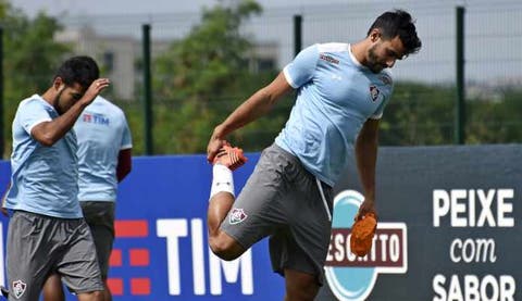 Fluminense pode entrar com até quatro titulares pendurados neste domingo