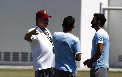 Henrique Dourado lista motivos pelos quais acredita na volta por cima do Flu