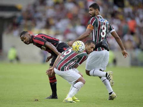 Pierre e Gum estão prestigiados pelos torcedores do Fluminense