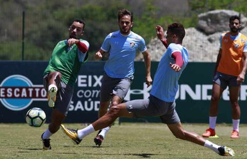 Mesmo sem se firmar como titular, Robinho acredita ter a confiança de Abel