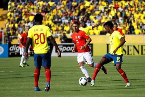 Com Orejuela de titular, Equador perde e não tem mais chances de ir à Copa