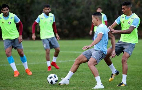 Lateral se anima com a confiança de Abel e da torcida do Fluminense