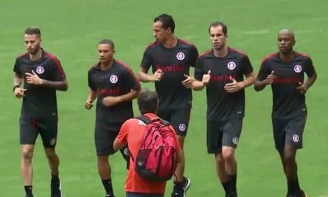 Antes mesmo do anúncio oficial, Wellington Silva já treina no Inter