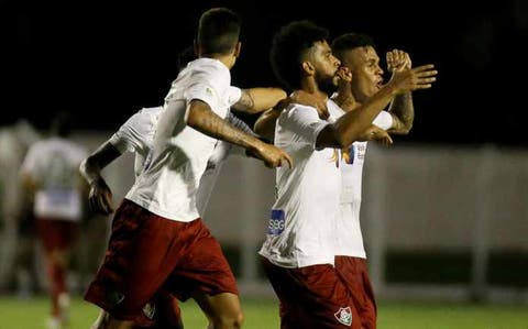 Renato Chaves se diz honrado por ter sido capitão do Fluminense