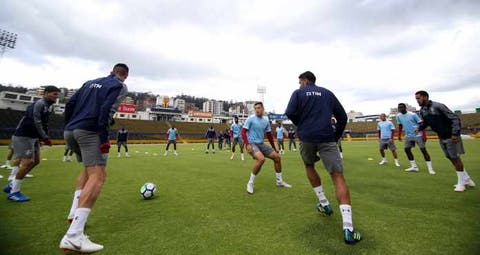 Flu treina em Quito e encerra preparação para enfrentar o Deportivo Cuenca