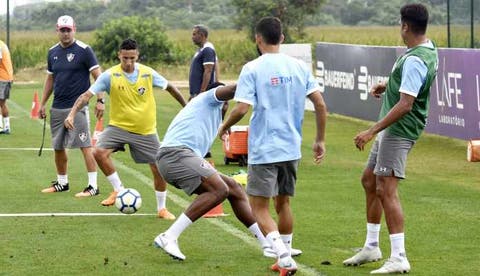 Fluminense encerra preparação para enfrentar o Grêmio