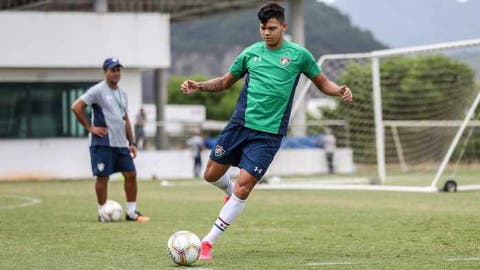 Evanilson recorda complicada renovação com o Fluminense