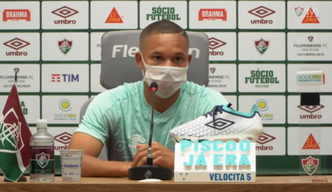 Wellington Silva deu entrevista coletiva nesta terça