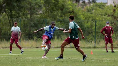 Depois de voltar ao time, Frazan garante estar pronto para novas oportunidades