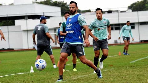 Yago ressalta responsabilidade do Fluminense no jogo contra a Chapecoense