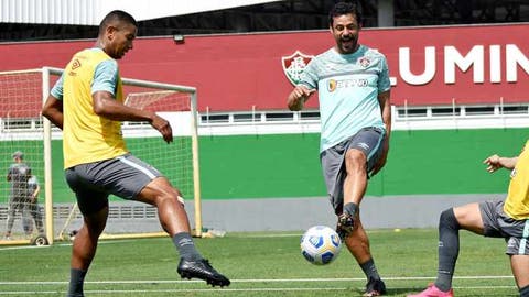 Estrela Fred? Ídolo tricolor recebe presente diferente de torcedora