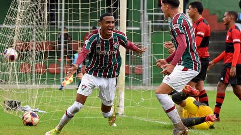 Kayky Almeida zagueiro sub-17