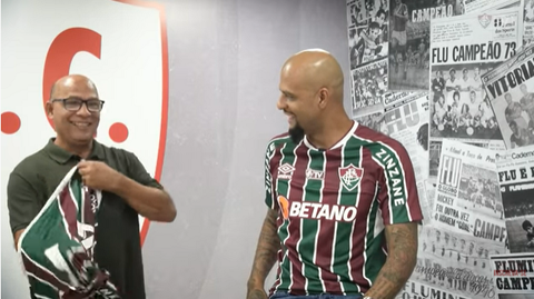 Pai conta histórias de torcedor com Felipe Melo na infância