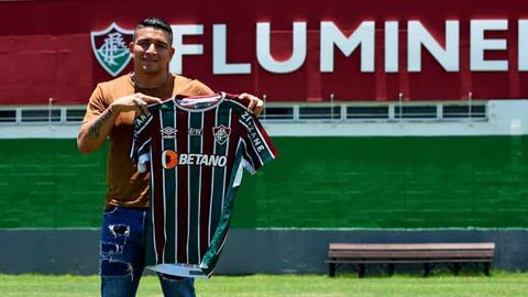 Reforço do Fluminense, Pineida se destacou nas roubadas de bola na Libertadores