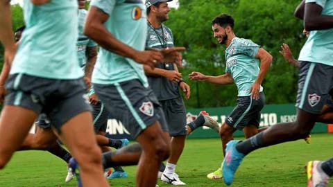 Martinelli destaca motivação grande do Fluminense após vencer dois clássicos seguidos