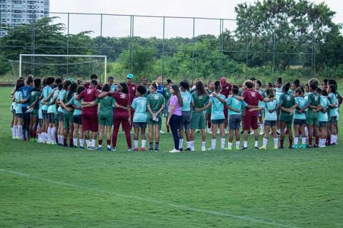 Feminino