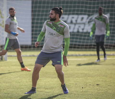 Coritiba deve ter dois retornos importantes contra o Fluminense