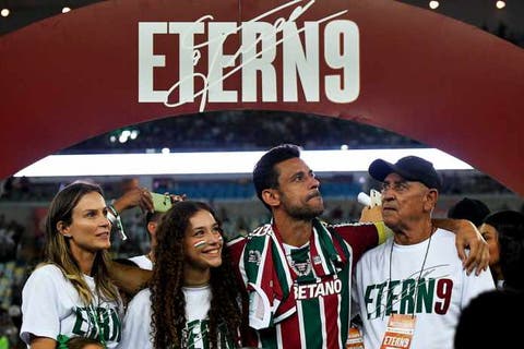 Fred e família torcida