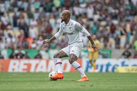 Em pesquisa de site com jogadores, Felipe Melo é eleito jogador mais violento do Brasileiro