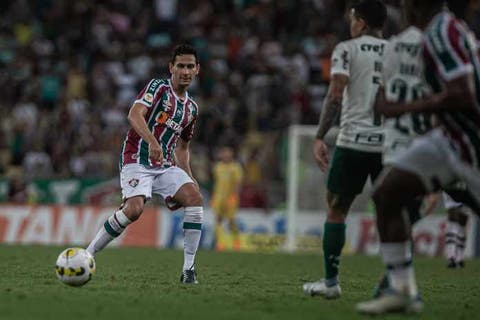 Ganso elogia regularidade do Palmeiras, mas avisa: