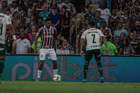 Lateral do Palmeiras aprova empate com o Fluminense fora de casa