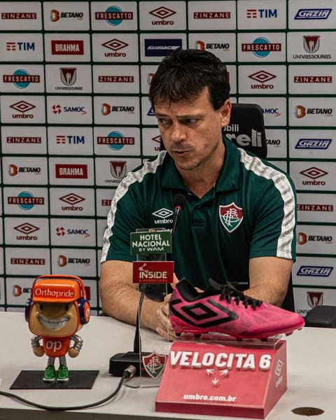 Diniz ameaçou deixar o cargo no Tricolor