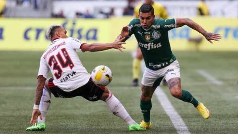 Palmeiras e Flamengo empatam e Fluminense ganhará pelo menos uma posição