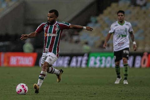 Samuel Xavier avalia o que o Fluminense fez de errado em derrota