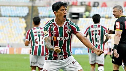 Em pesquisa de jogadores, Cano é escolhido segundo melhor do Brasileirão