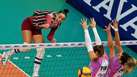 Fluminense encara atual campeão da Superliga feminina de vôlei nesta quarta