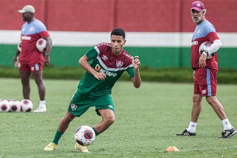 Curinga! Saiba as funções que Alexsander pode desempenhar no Fluminense