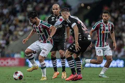 Ingressos para Vasco x Fluminense estão esgotados