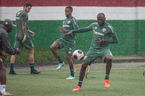 Manoel pode virar desfalque no Fluminense para o clássico contra o Vasco