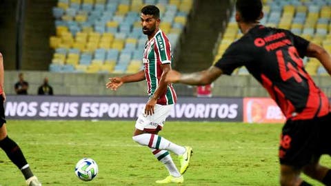 Thiago Santos celebra adaptação ao Fluminense e acolhimento do grupo