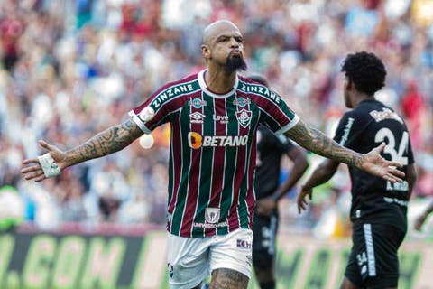 Por ora, Diniz deixa de lado desfalques para o jogo diante do Goiás