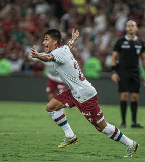 Hoje nos EUA, Pirani recorda gol inesquecível pelo Fluminense e revela carinho pelo clube