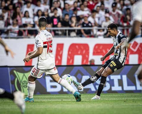 Próximo adversário do Flu, Santos tem campanha pífia fora de casa no Brasileiro