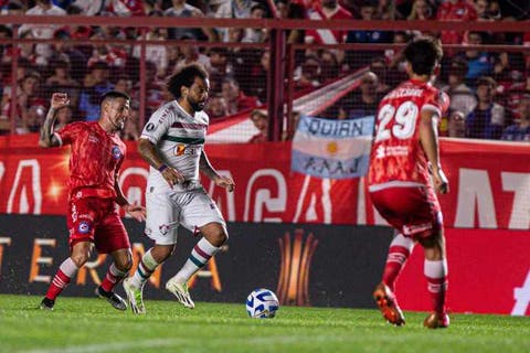 Fluminense se solidariza e deseja boa recuperação a Luciano Sánchez